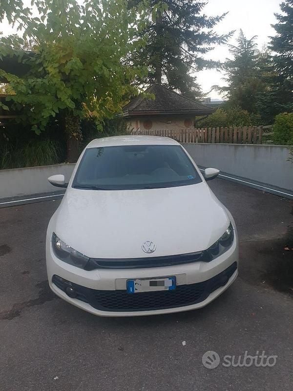 Usata VW Scirocco 160 CV (117 kW) 2009 Bianco Coupé