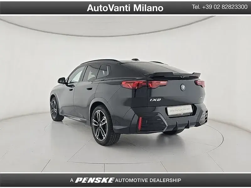 Usata BMW iX2 M Sport 279 kW (380 CV) 2025 Nero SUV