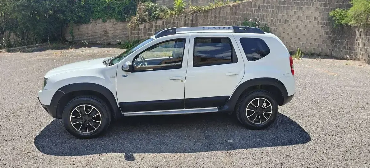 Usata Dacia Duster Black Shadow 114 CV (83 kW) 2017 Bianco SUV