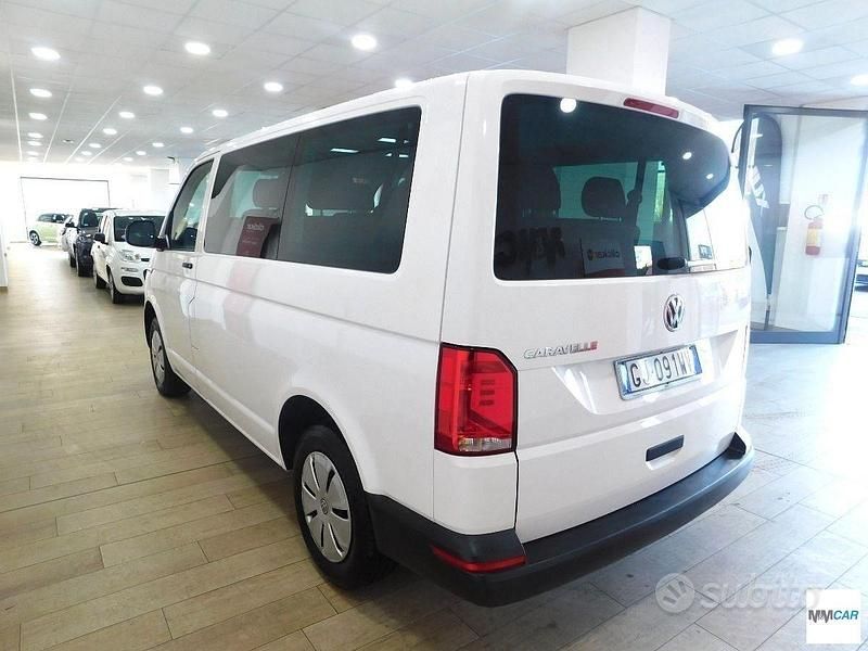 Gebraucht VW Caravelle Trendline 110 PS (80 kW) 2022 Weiß Van