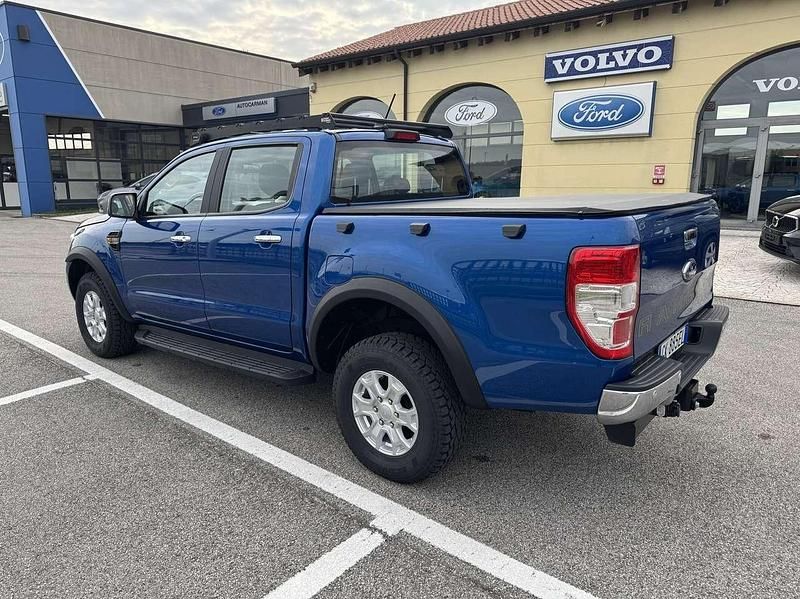Usata Ford Ranger XLT 170 CV (125 kW) 2022 Blue lightning Pick-up