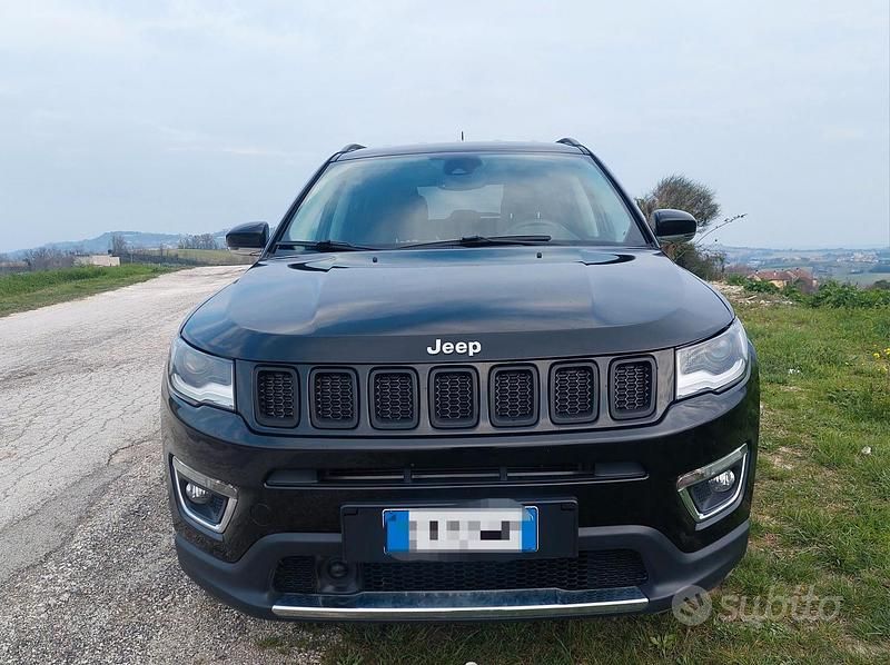 Usata Jeep Compass Limited 140 CV (102 kW) 2020 Nero SUV