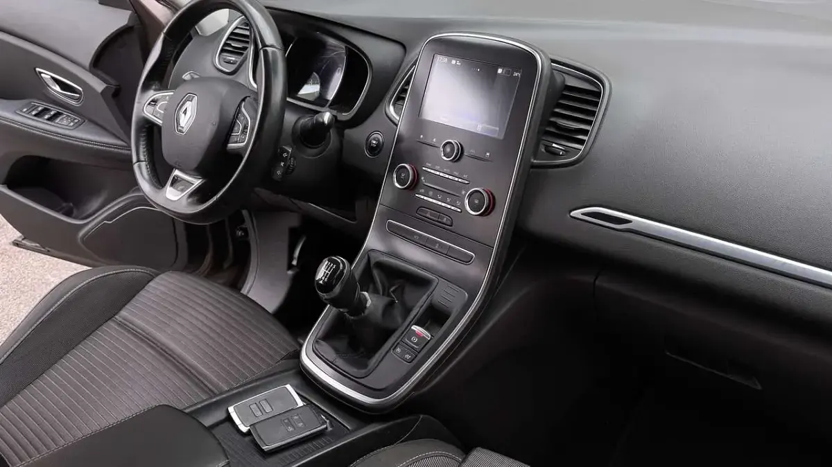 Usata Renault Scénic IV 120 CV (88 kW) 2019 Other Monovolume