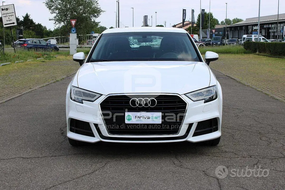Usata Audi A3 Sportback S-Line 150 CV (110 kW) 2019 Bianco Utilitaria