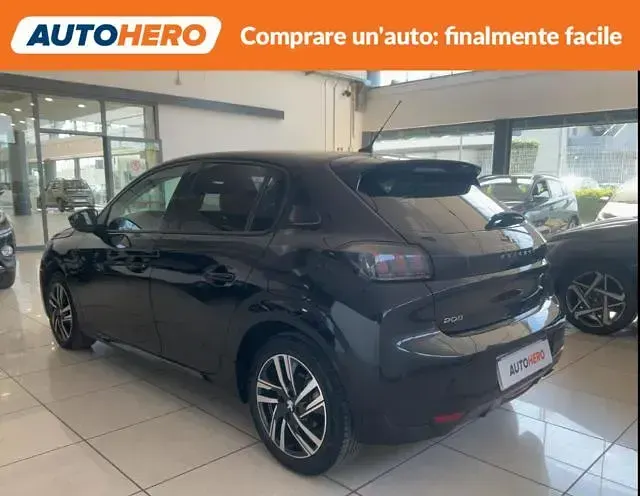 Usata Peugeot 208 Allure 101 CV (74 kW) 2023 Nero Utilitaria