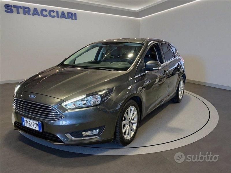 Usata Ford Focus Titanium S 125 CV (91 kW) 2018 Grigio metallizzato Berlina