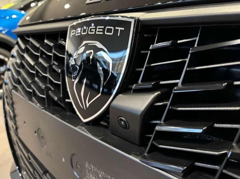 Nuova Peugeot 208 Allure 110 CV (80 kW) 2025 Nero perla Utilitaria