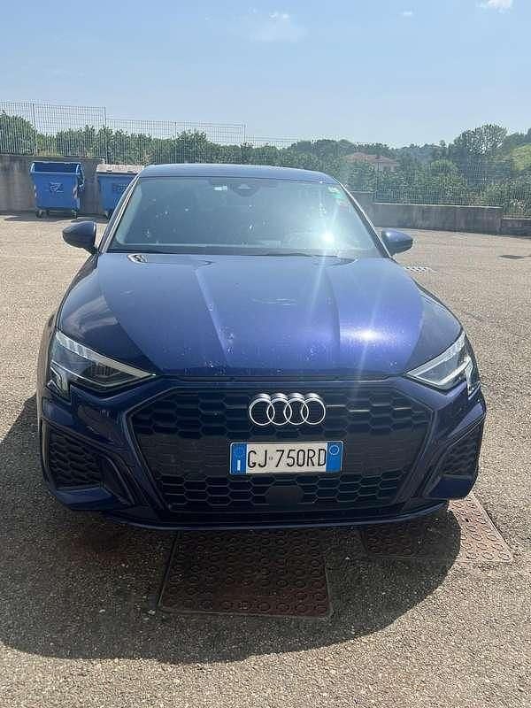 Usata Audi A3 Ambiente 150 CV (110 kW) 2022 Blu/azzurro Berlina