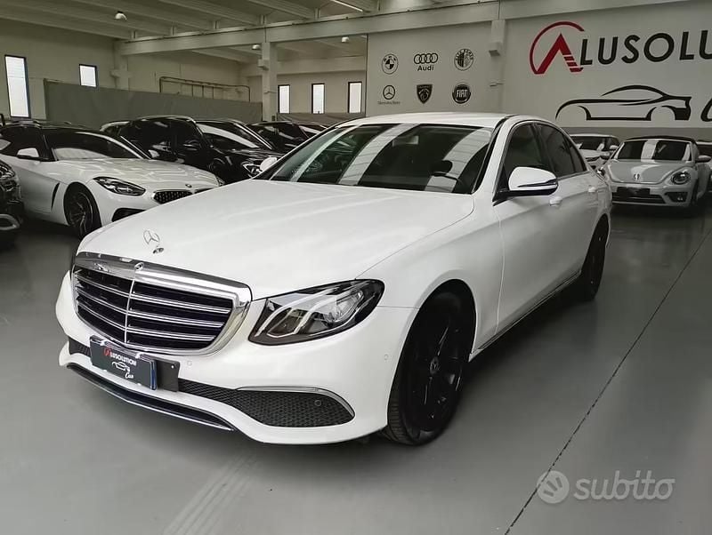 Usata Mercedes E220 Premium Plus 194 CV (142 kW) 2019 Bianco Berlina