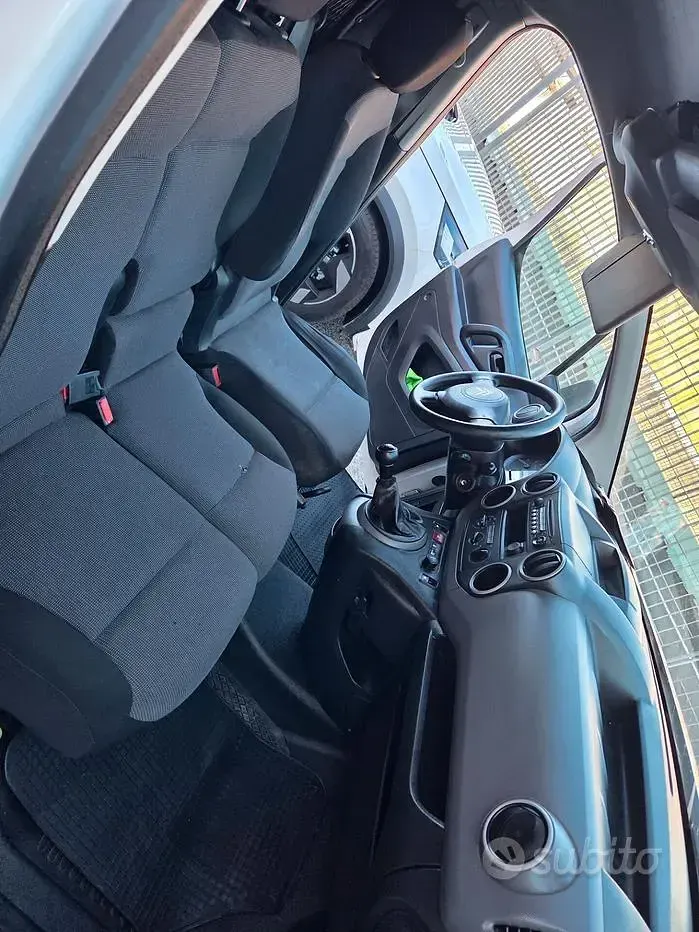 Usata Citroën Berlingo 102 CV (75 kW) 2018 Bianco Monovolume