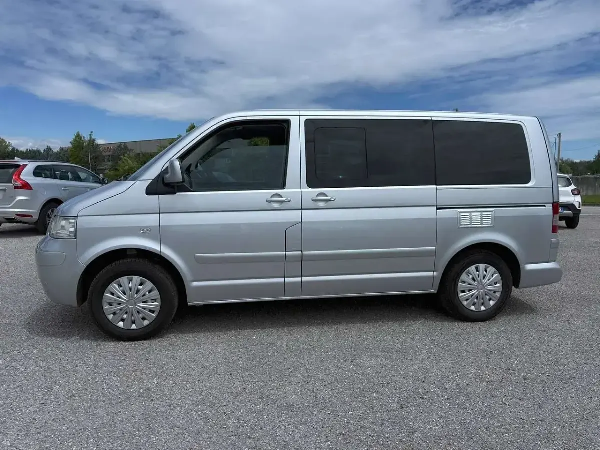 Usata VW T5 174 CV (127 kW) 2005 Argento Furgone