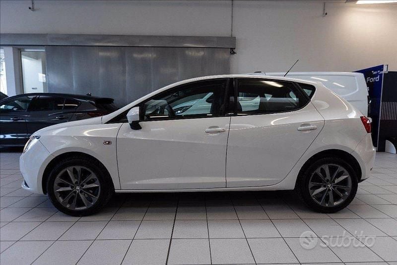 Usata Seat Ibiza 75 CV (55 kW) 2015 Bianco Berlina