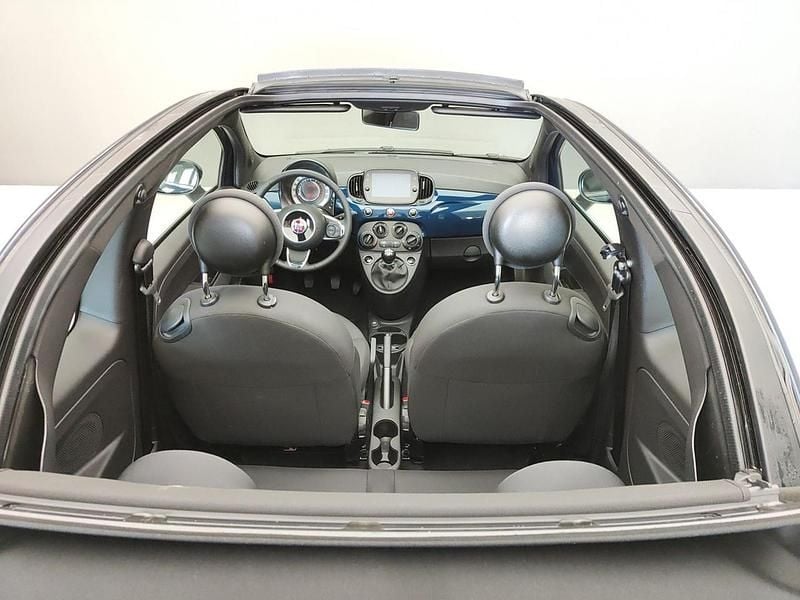 Usata Fiat 500C Dolcevita 70 CV (51 kW) 2024 Blu dipinto di blu / capote nera Cabrio