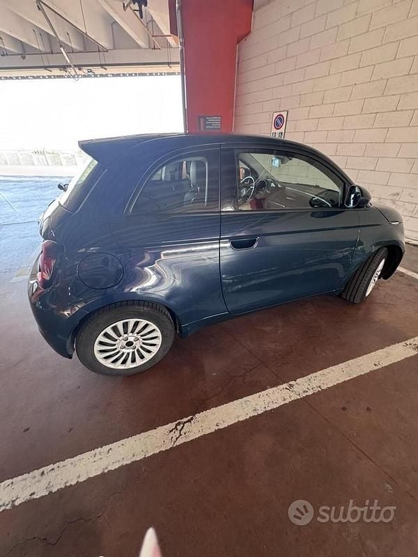 Usado Fiat 500e 69 kW (95 CV) 2024 Verde Berlina