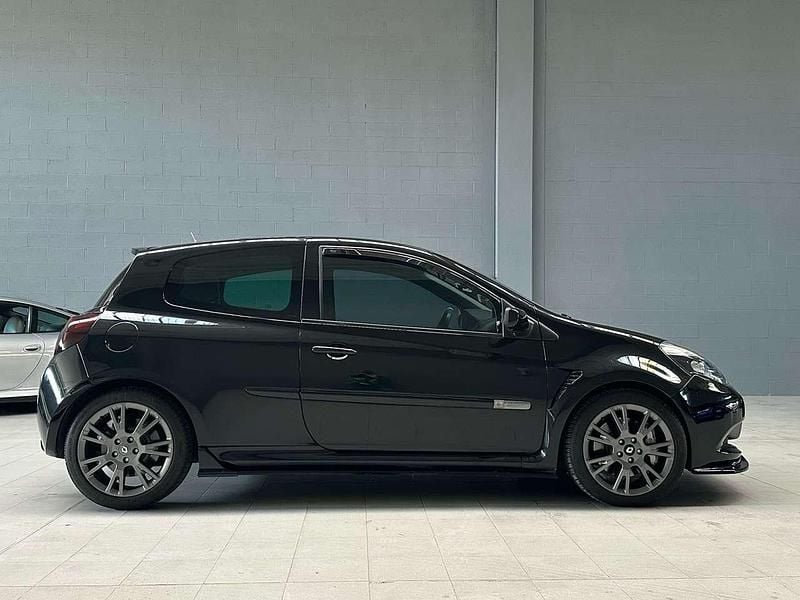 Usata Renault Clio II R.S. 250 CV (183 kW) 2011 Nero Berlina