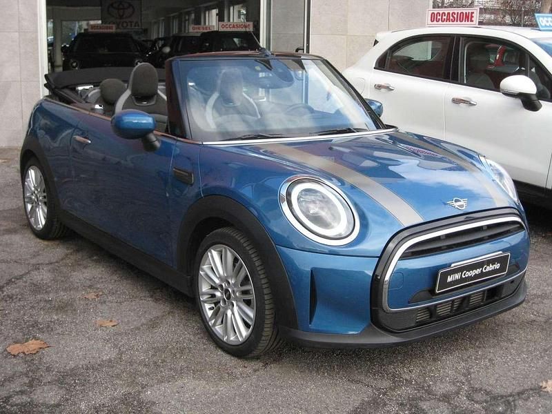 Usata Mini John Cooper Works Cabriolet 136 CV (100 kW) 2021 Island blue Cabrio
