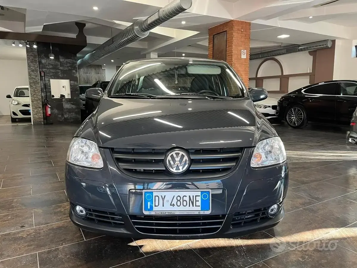 Usata VW Fox Sport 54 CV (39 kW) 2009 Grigio Utilitaria