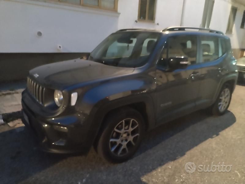 Usata Jeep Renegade 120 CV (88 kW) 2023 Grigio SUV