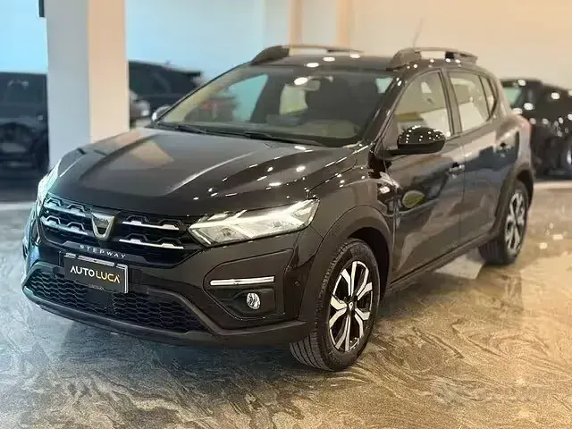 Usata Dacia Sandero Comfort 101 CV (74 kW) 2021 Berlina