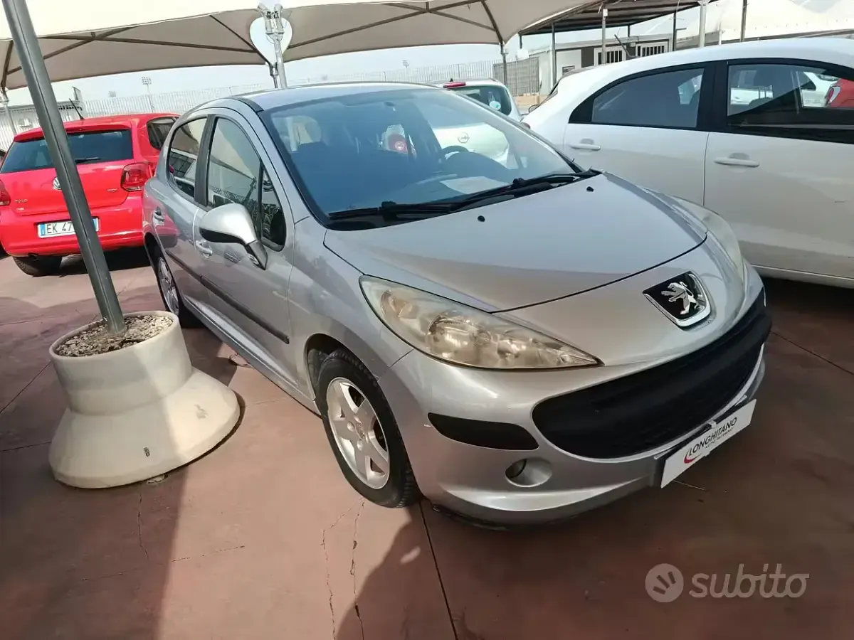 Usata Peugeot 207 68 CV (50 kW) 2007 Grigio Berlina