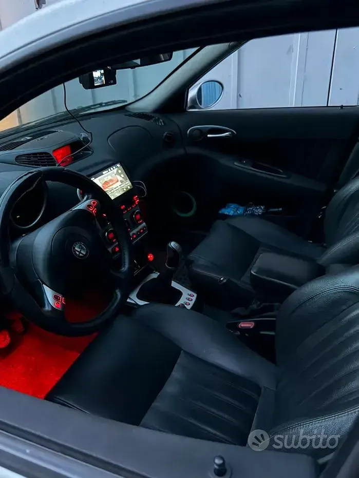 Usata Alfa Romeo 156 140 CV (102 kW) 2004 Grigio Station wagon