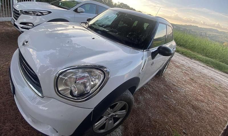 Usata 2015 Mini One D Countryman Business SUV | 10.000 € (Buon prezzo) - Immagine 1/4