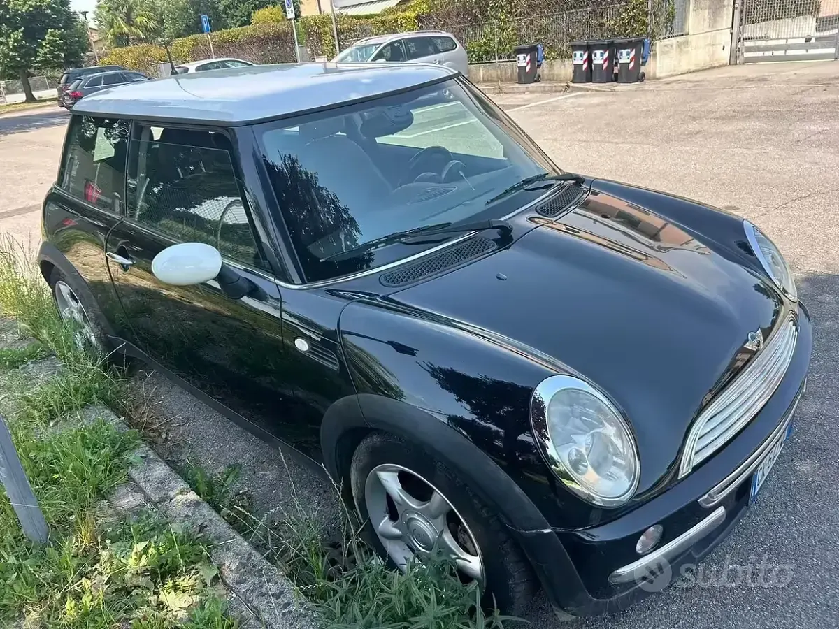 Usata Mini Cooper Coupé 116 CV (85 kW) 2003 Nero Coupé