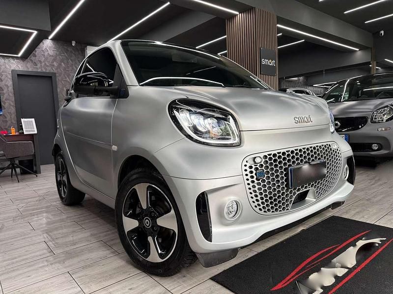 Begagnad Smart ForTwo Coupé Passion 41 kW (56 HK) 2021 Opaco Halvkombi