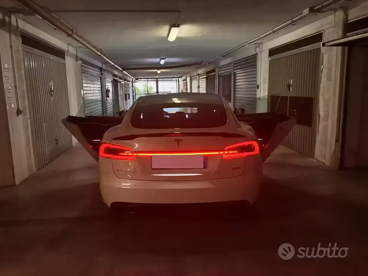 Usata Tesla Model S 158 kW (215 CV) 2017 Bianco Utilitaria