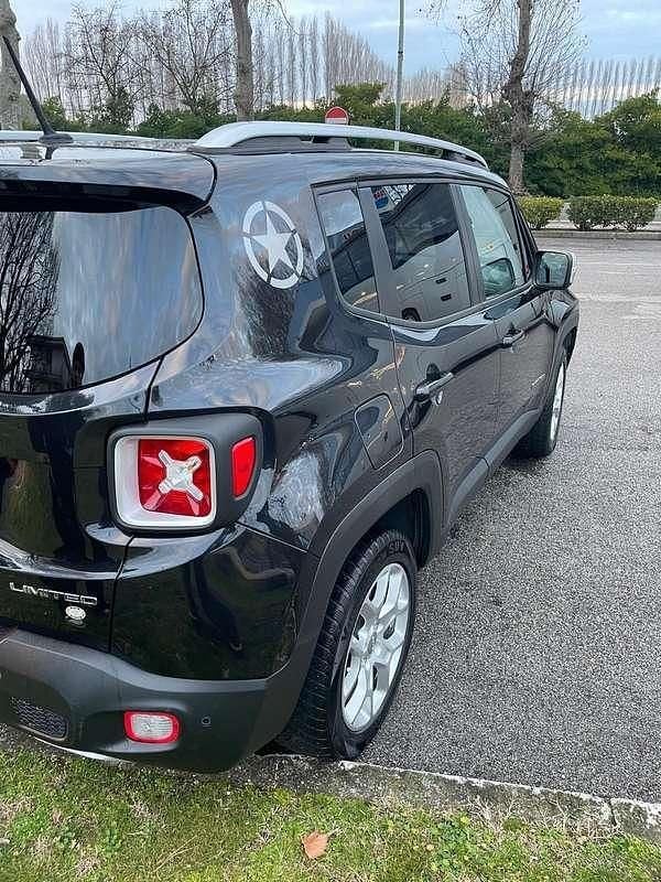 Usata Jeep Renegade Limited 140 CV (102 kW) 2016 Nero SUV