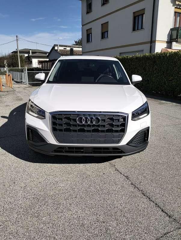 Usata Audi Q2 Admired 116 CV (85 kW) 2022 Bianco SUV