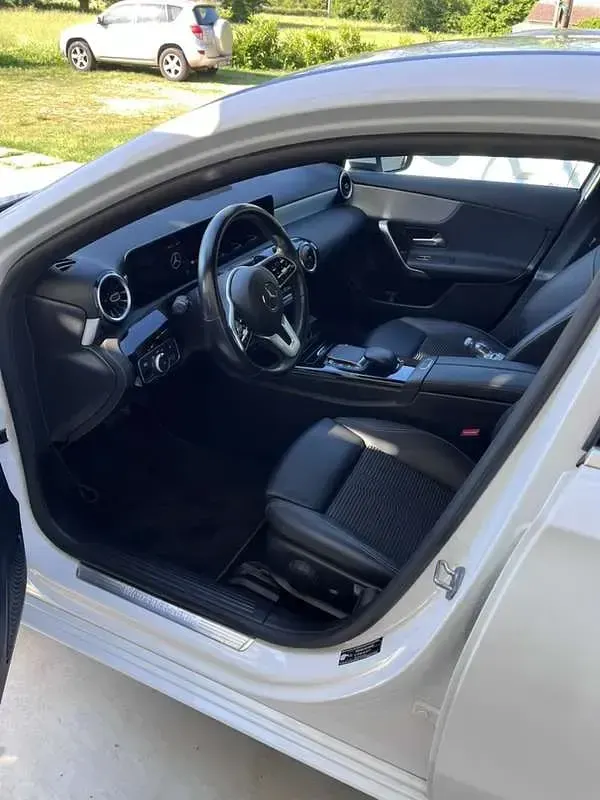 Usata Mercedes A250 160 CV (117 kW) 2022 Bianco Berlina
