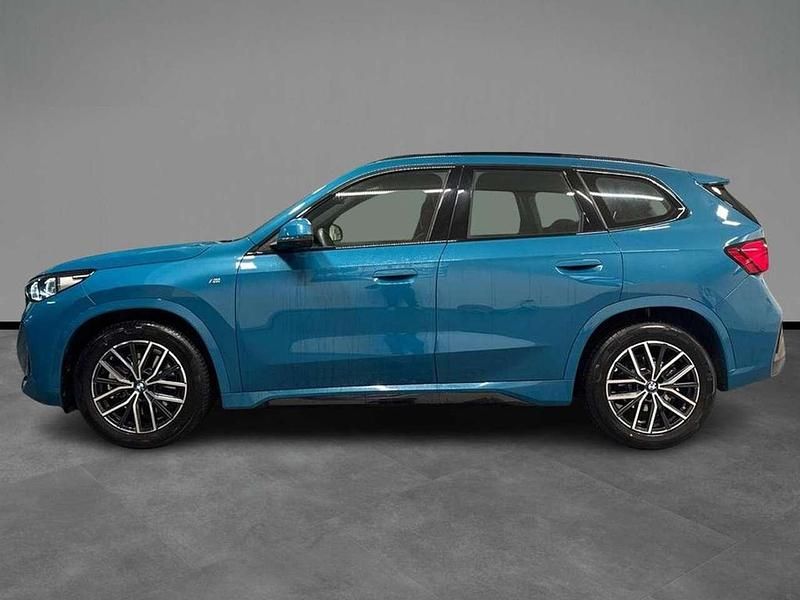 Usata BMW X1 211 CV (155 kW) 2025 Blue bay lagoon SUV