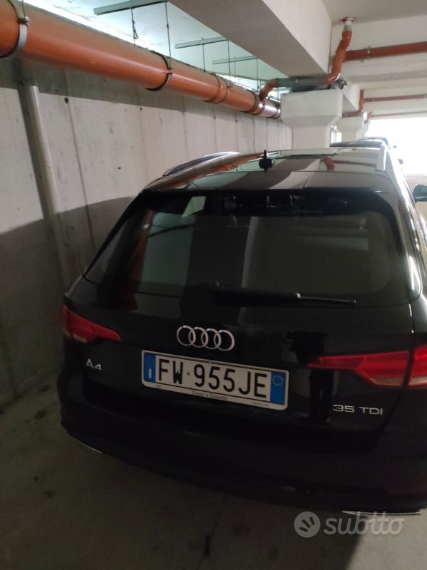 Usata Audi A4 150 CV (110 kW) 2019 Nero Station wagon