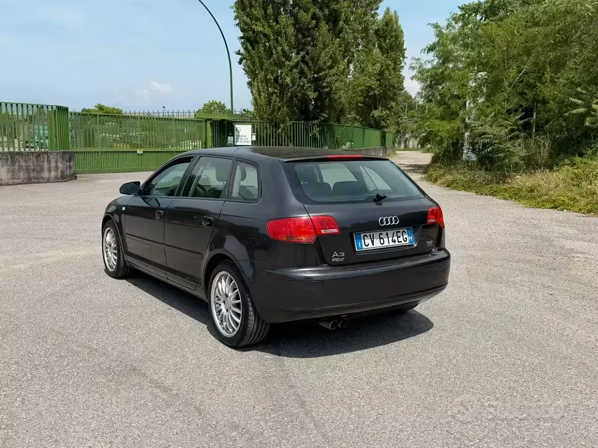 Usata Audi A3 250 CV (183 kW) 2005 Grigio Utilitaria