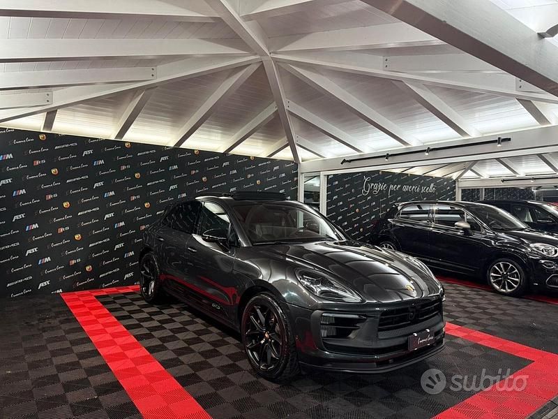 Usata Porsche Macan 441 CV (324 kW) 2023 Grigio SUV
