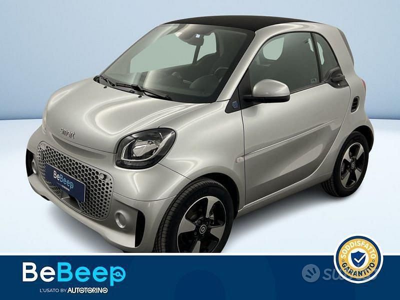Argento metallizzato Usata 2021 Smart ForTwo Electric Drive Passion Tre volumi | 12.600 € (Ottimo prezzo) - Immagine 1/3