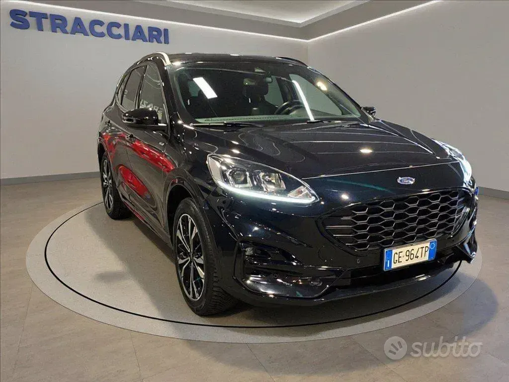 Usata Ford Kuga ST-Line 225 CV (165 kW) 2021 Nero metallizzato SUV