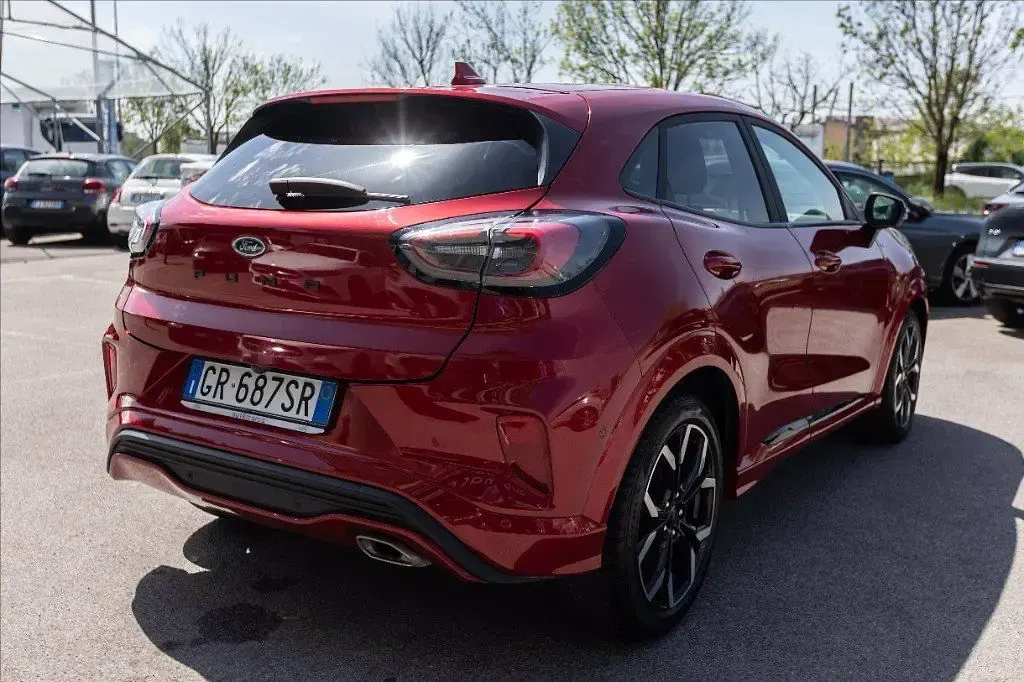 Usata Ford Puma ST-Line X 125 CV (91 kW) 2023 Fantastic red (metallizzato) SUV