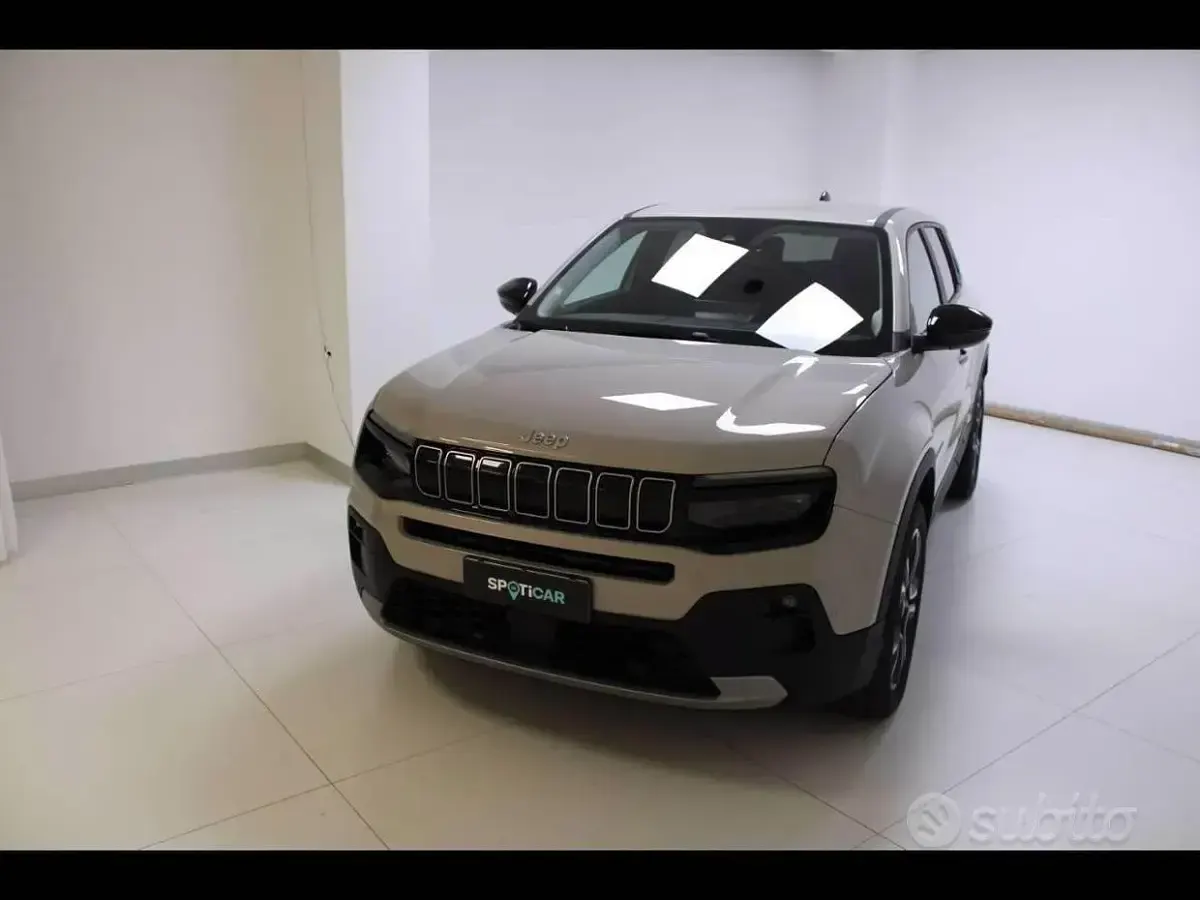 Usata Jeep Avenger Summit 61 kW (84 CV) 2025 SUV