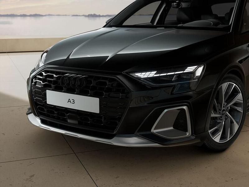 Nuova Audi A3 Advanced 150 CV (110 kW) 2026 Nero mito metallizzato Berlina