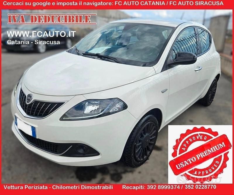 Usata Lancia Ypsilon S 69 CV (50 kW) 2022 Bianco Utilitaria