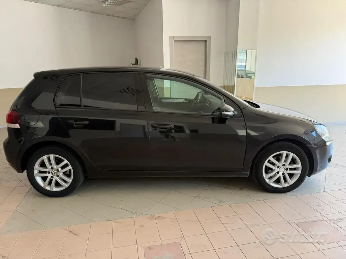 Usata VW Golf VII Highline 140 CV (102 kW) 2012 Nero Berlina