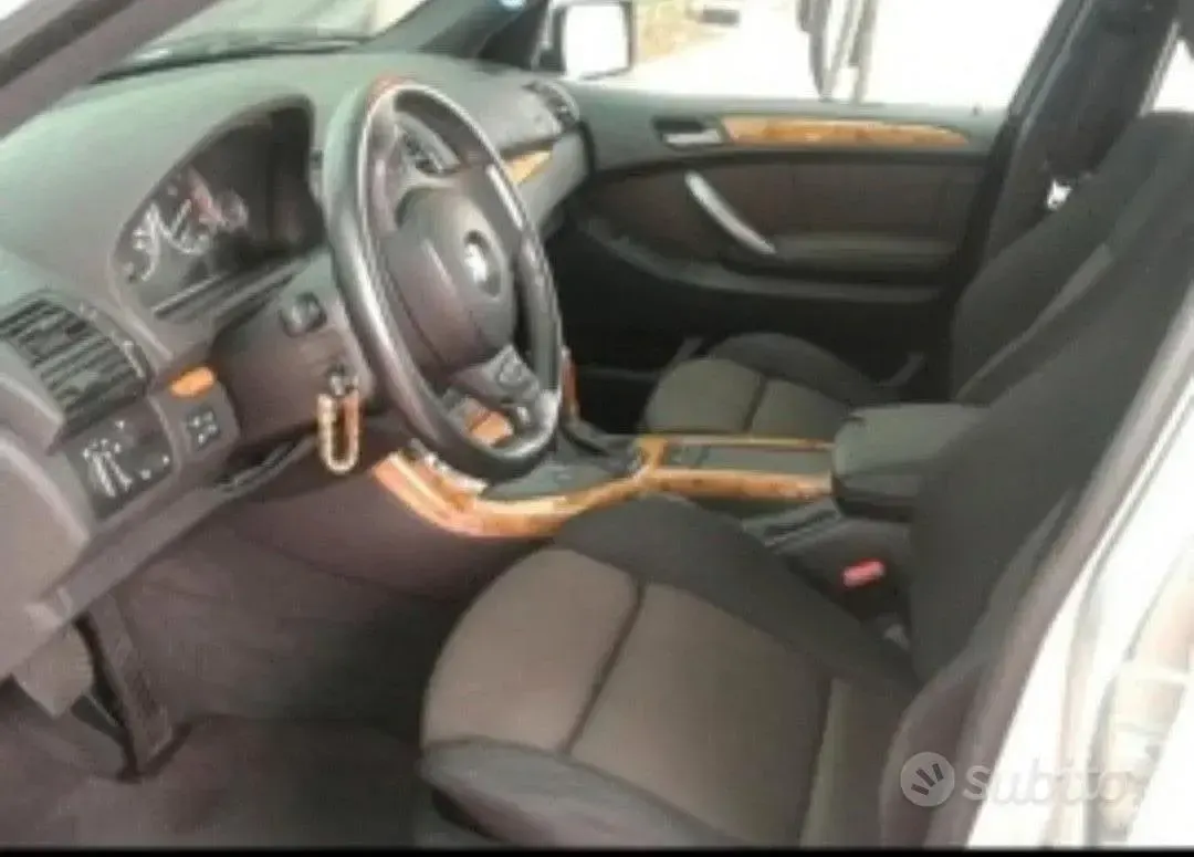 Usata BMW X5 218 CV (160 kW) 2006 Grigio SUV