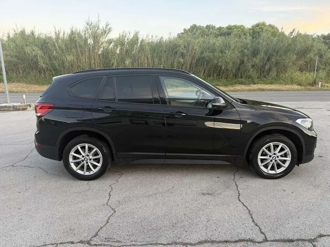 Usata BMW X1 116 CV (85 kW) 2021 Nero SUV