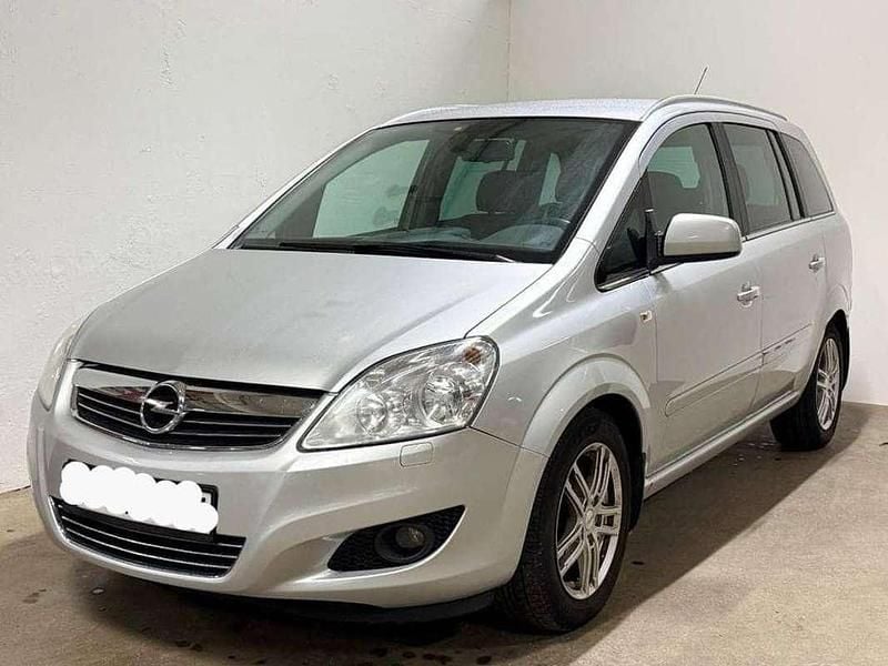 Usata 2009 Opel Zafira Enjoy Monovolume | 2200 € (Ottimo prezzo) - Immagine 1/4