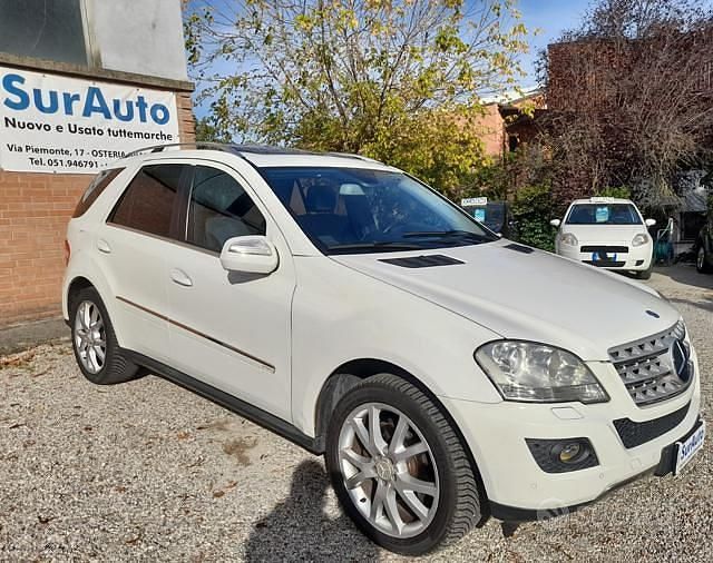 Usata Mercedes ML350 231 CV (169 kW) 2009 Bianco SUV