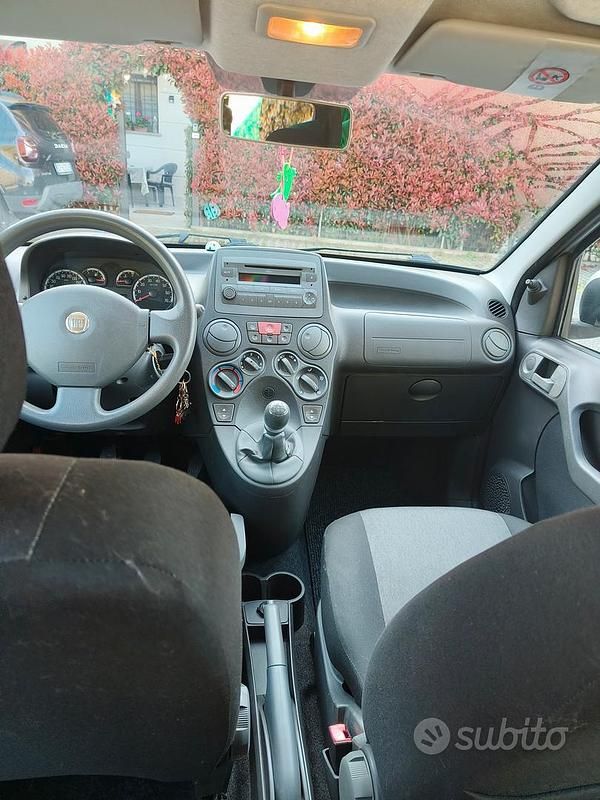 Usata Fiat Panda 77 CV (56 kW) 2010 Grigio Utilitaria
