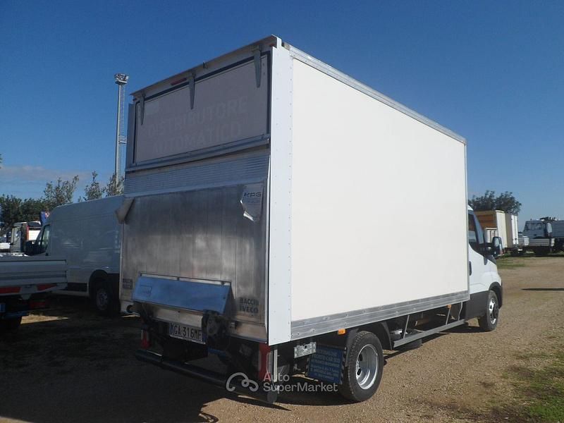 Usata Iveco Daily 160 CV (117 kW) 2019 Bianco Utilitaria