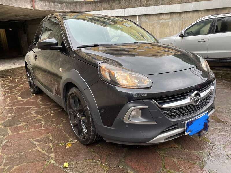 Usato 2015 Opel Adam 1.0 Benzin 116 CV (10.800 €)